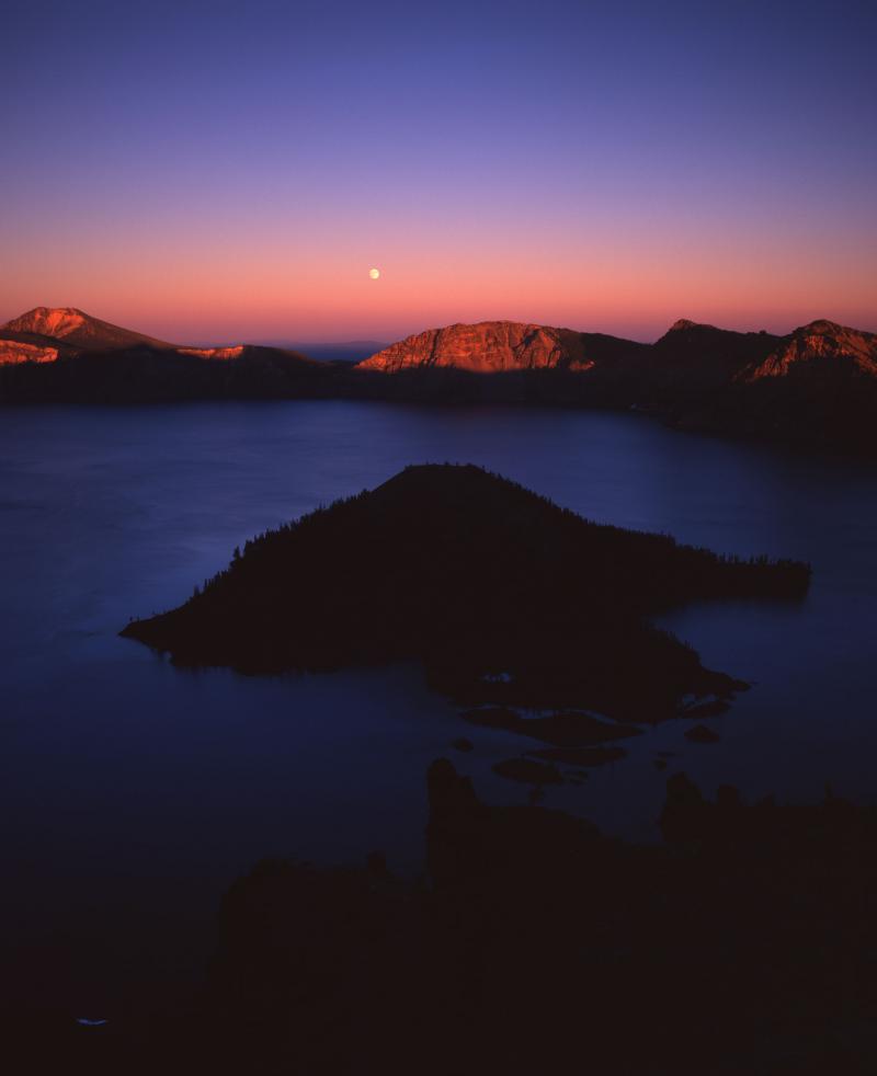 WizIsle Sunset/Moonrise